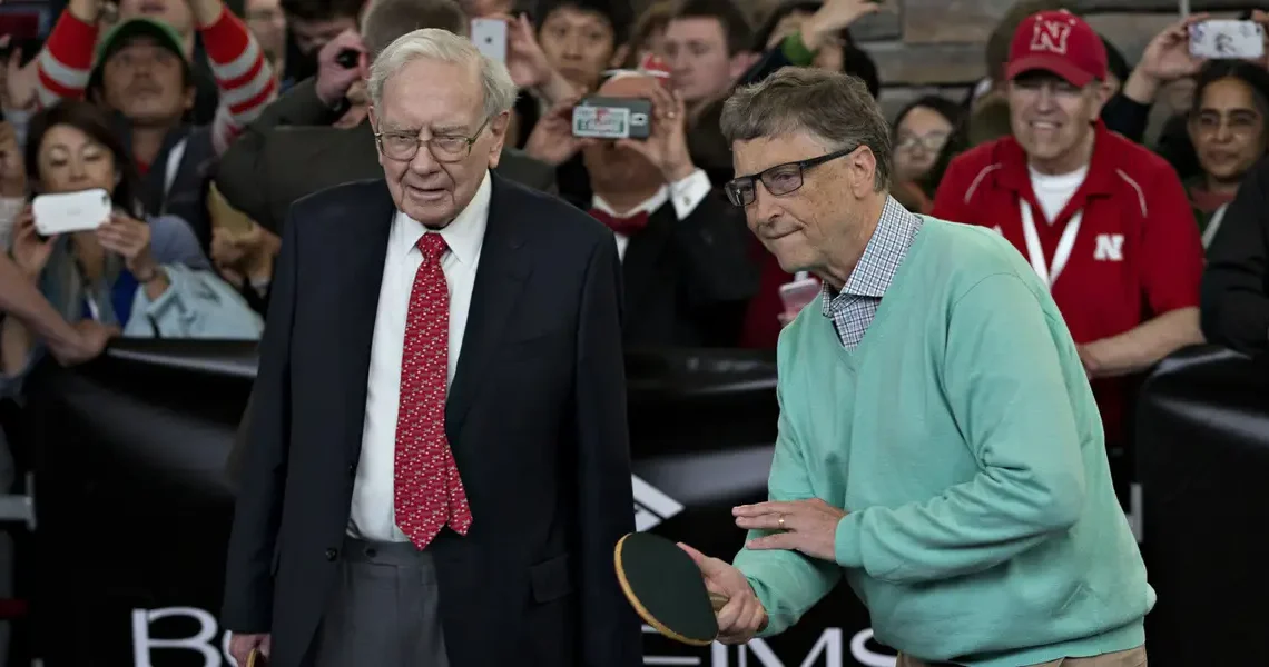 Warren Buffett weighs in on Bill Gates’ Epstein ties: ‘No one bats a thousand in the business of choosing people’