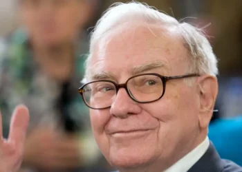 Warren Buffett says he might be one of the 10 luckiest people on Earth