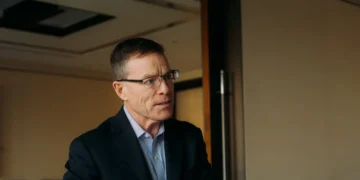 Citi tech chief Tim Ryan explains why he won’t track employees’ every AI move