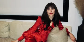 I’m a therapist with a modeling side hustle. The extra cash is nice, but it also helps offset the emotional weight of my day job.
