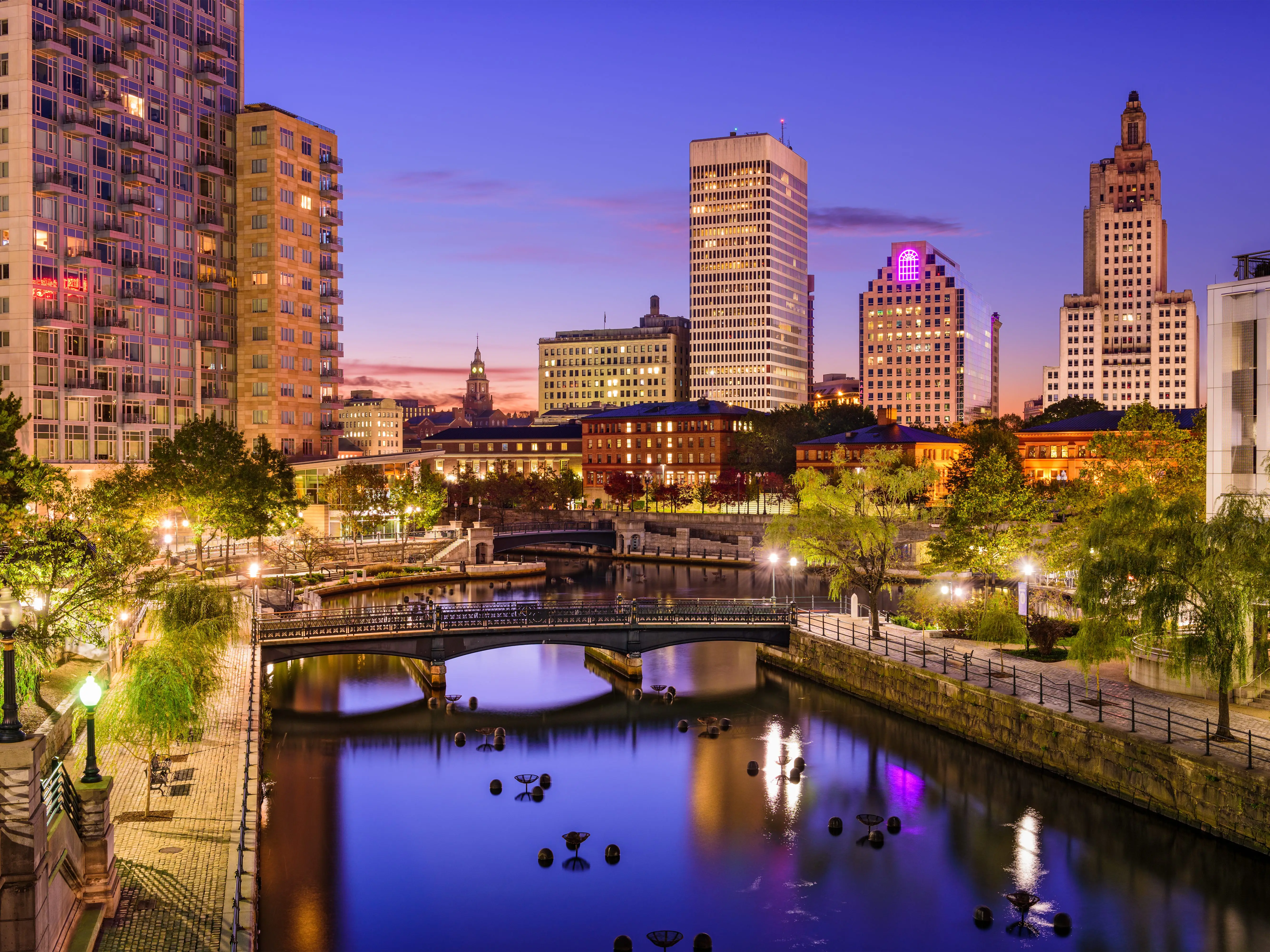 Providence, Rhode Island, USA park and skyline.