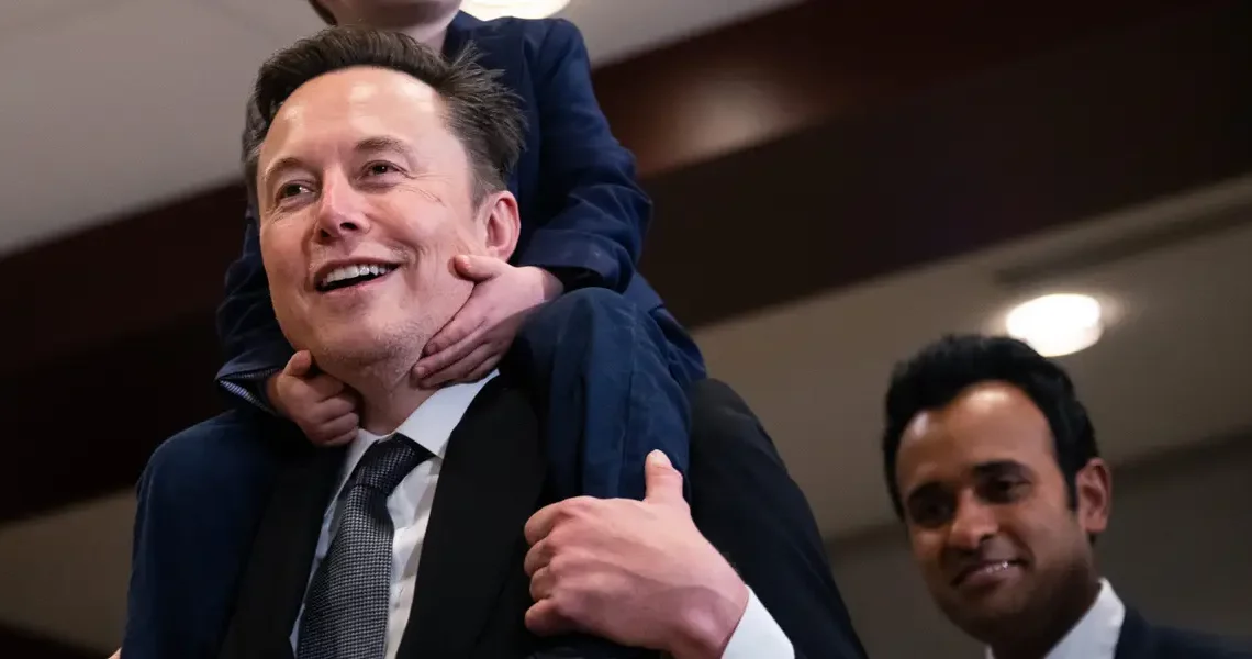 Elon Musk puts $5 million behind Vivek Ramaswamy’s run for governor after their abrupt DOGE split
