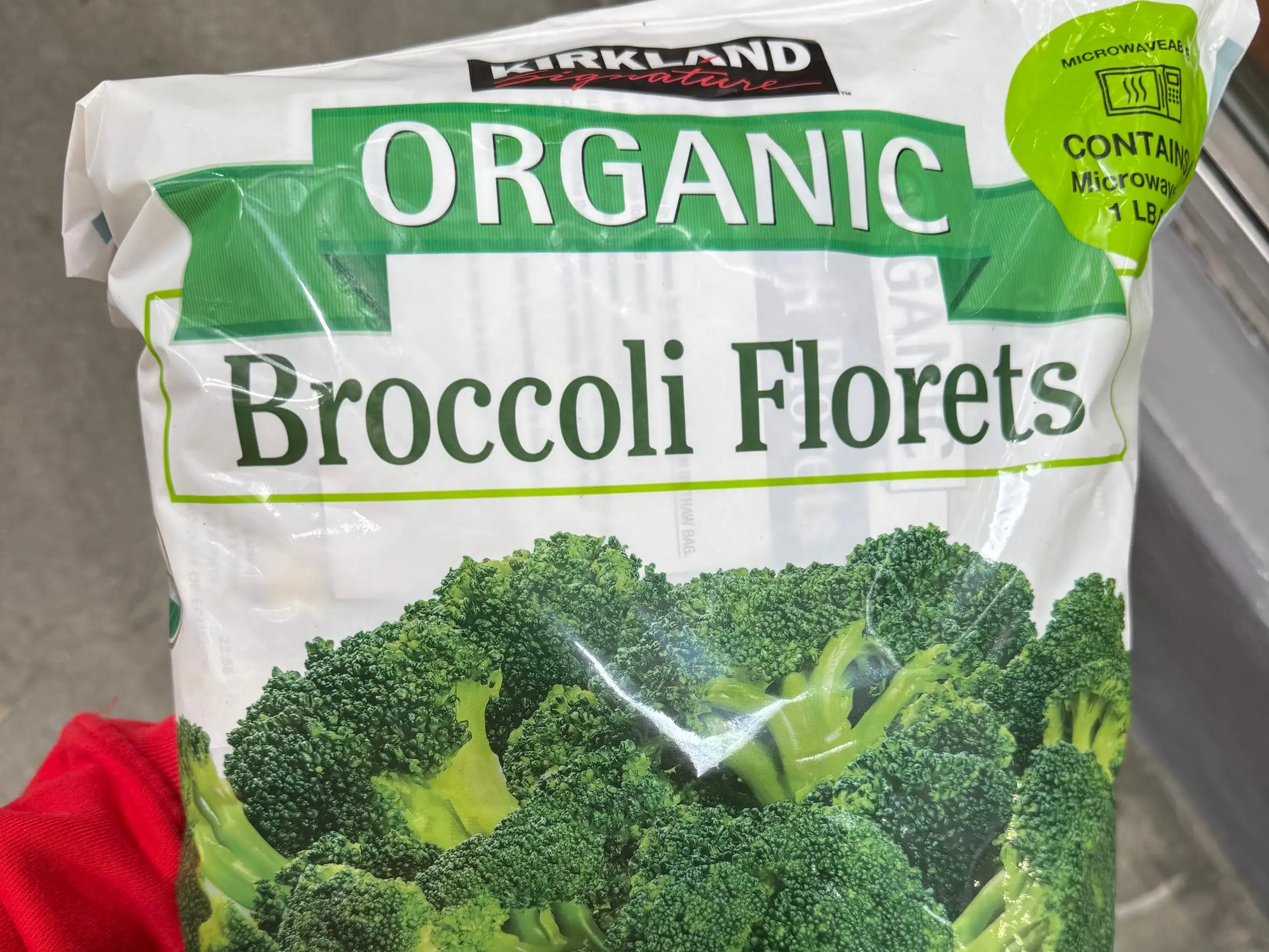 Kirkland Signature organic broccoli florets.