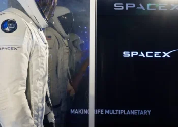 A physicist explains the overlooked problem that could doom Elon Musk’s Mars colonization plans: dust