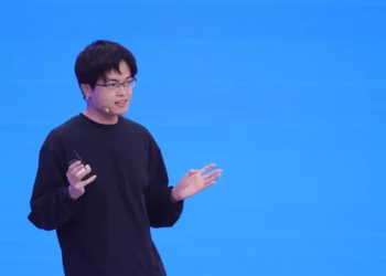 What smart people are saying about China’s hot new Kimi K3 AI model