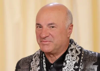 Kevin O’Leary pushes back on AI data center water fears: ‘Like a golf course’