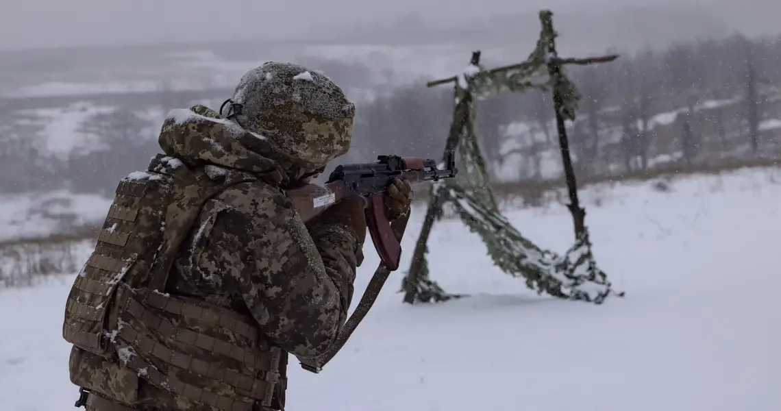 Ukrainian infiltration missions get a lot harder when winter strips away their cover, special operator says