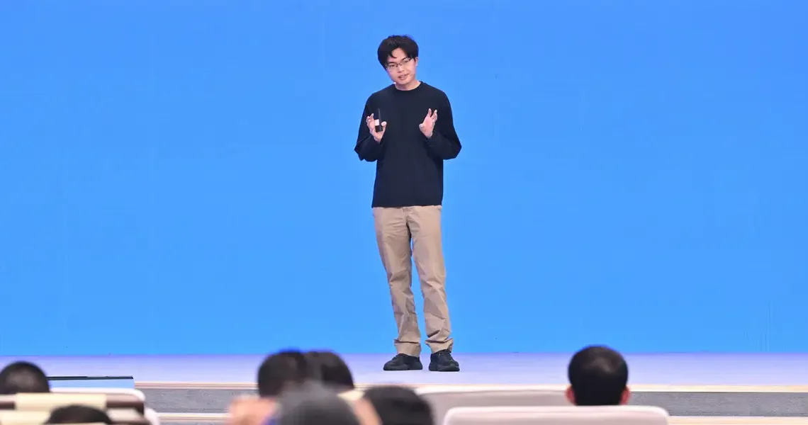What China’s internet is saying about Moonshot’s hot new Kimi model