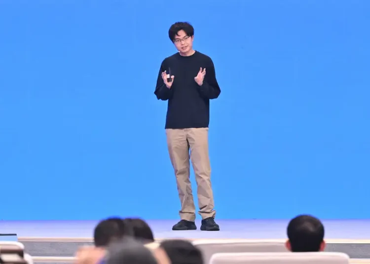What China’s internet is saying about Moonshot’s hot new Kimi model