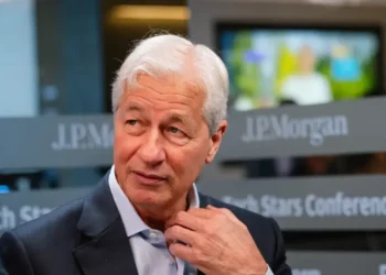 Jamie Dimon shared the one characteristic he says sinks CEOs