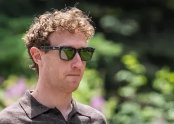 21 successful tech moguls who never graduated college