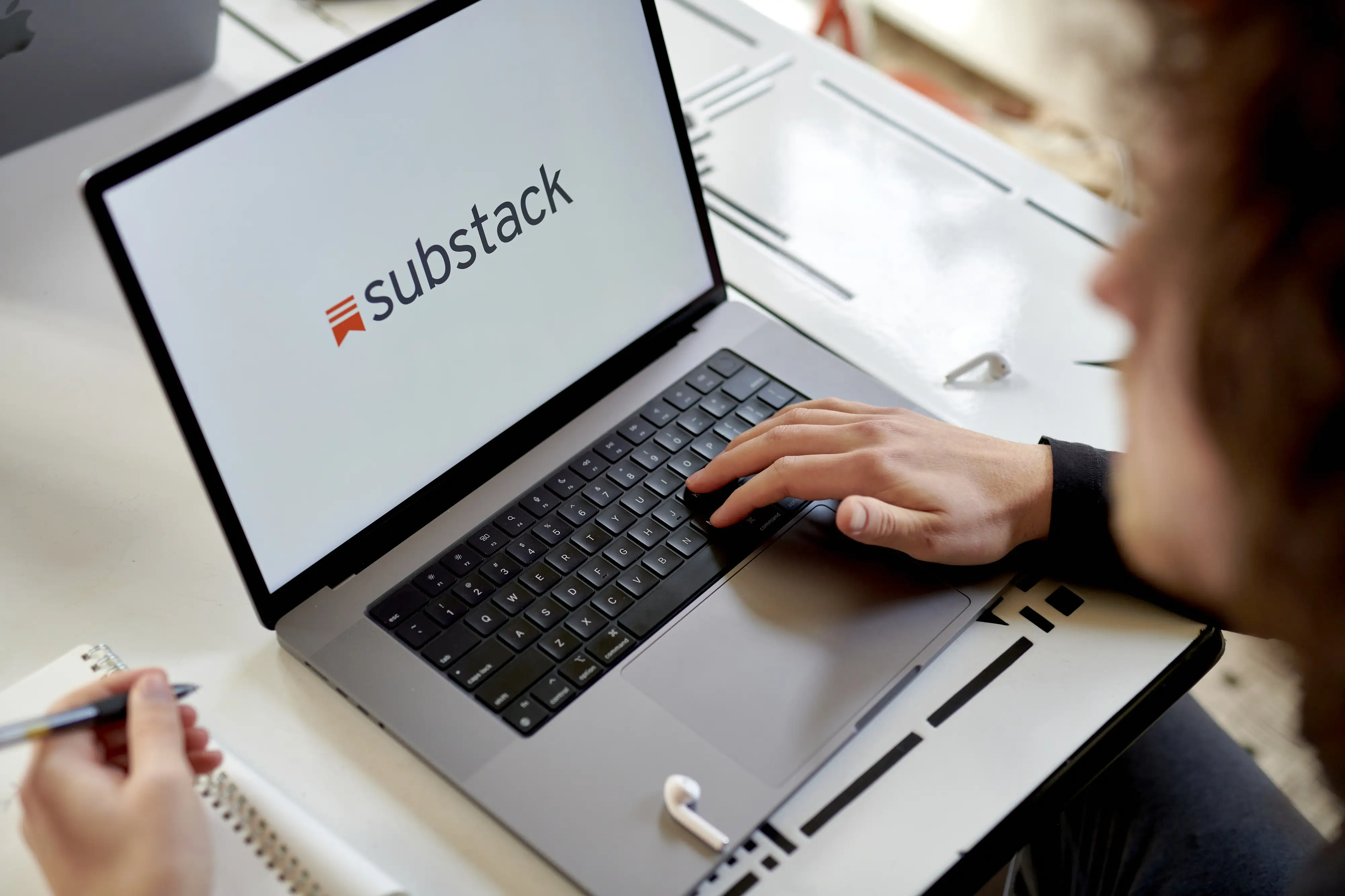 The Substack logo on a laptop computer arranged in the Brooklyn borough of New York, US, on Friday, March 31, 2023. Substack Inc., the online host of writers like Kareem Abdul-Jabbar and Matt Taibbi, is inviting contributors to become investors as the newsletter publisher looks to continue its growth in a tough market for fundraising.