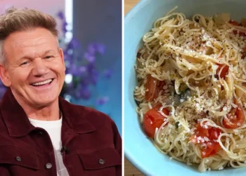 I made Gordon Ramsay’s 10-minute pasta. It’s the perfect easy dinner for summer.