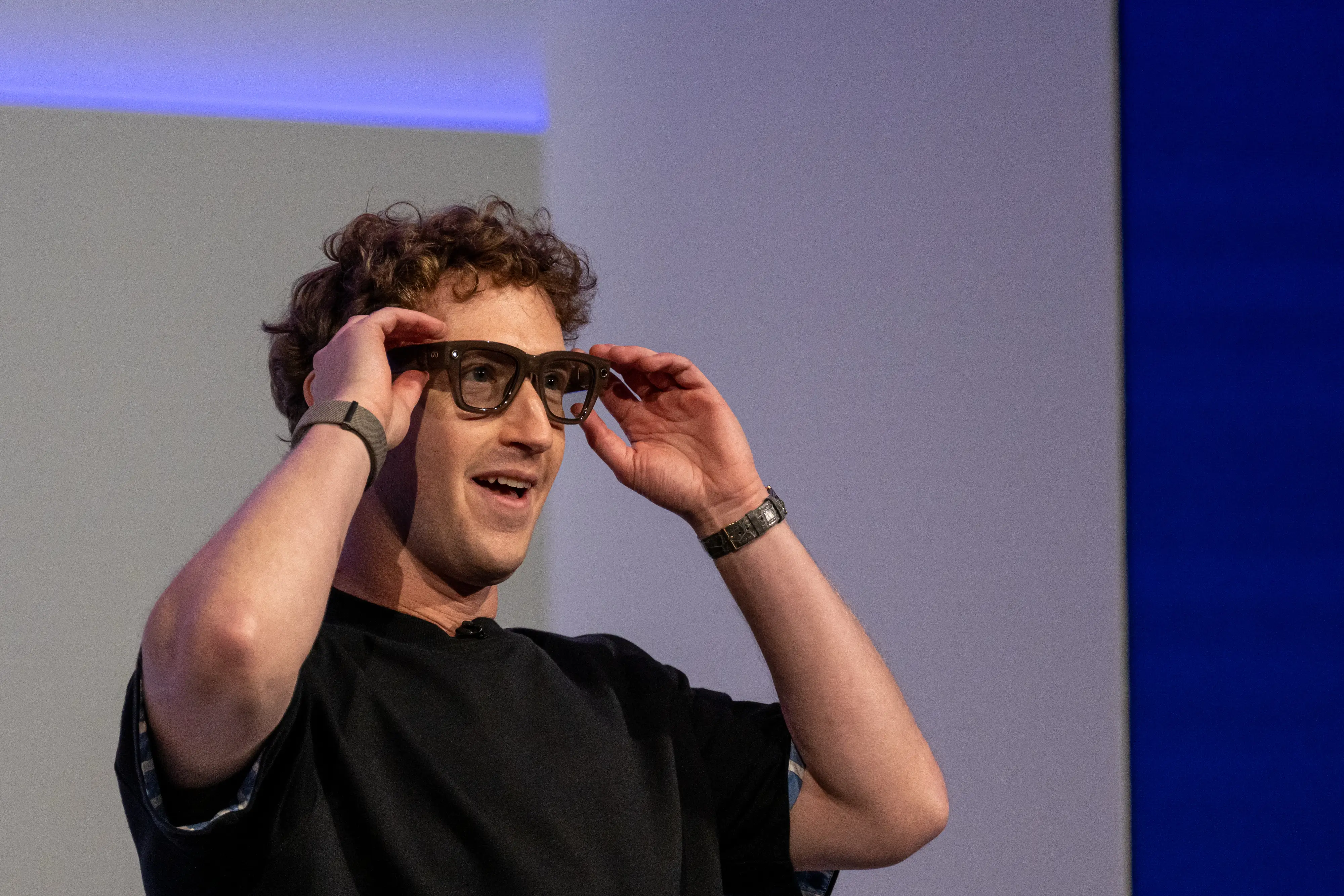 Mark Zuckerberg wears Meta glasses.