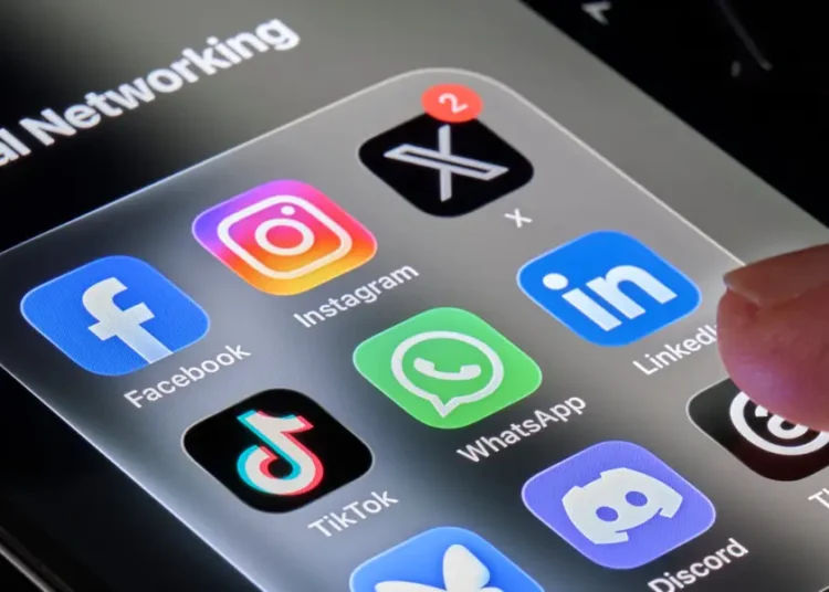 What if Facebook just becomes TikTok? We may find out soon.