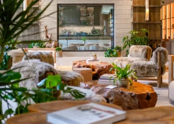 I stayed at a hotel voted the best in Seattle. Now I’ll book the chain wherever I travel.