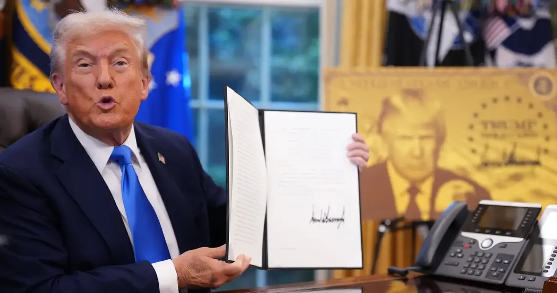 A federal appeals court rejects Trump’s bid to keep in place the $100,000 H-1B visa fee