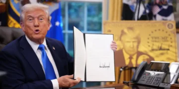 A federal appeals court rejects Trump’s bid to keep in place the $100,000 H-1B visa fee
