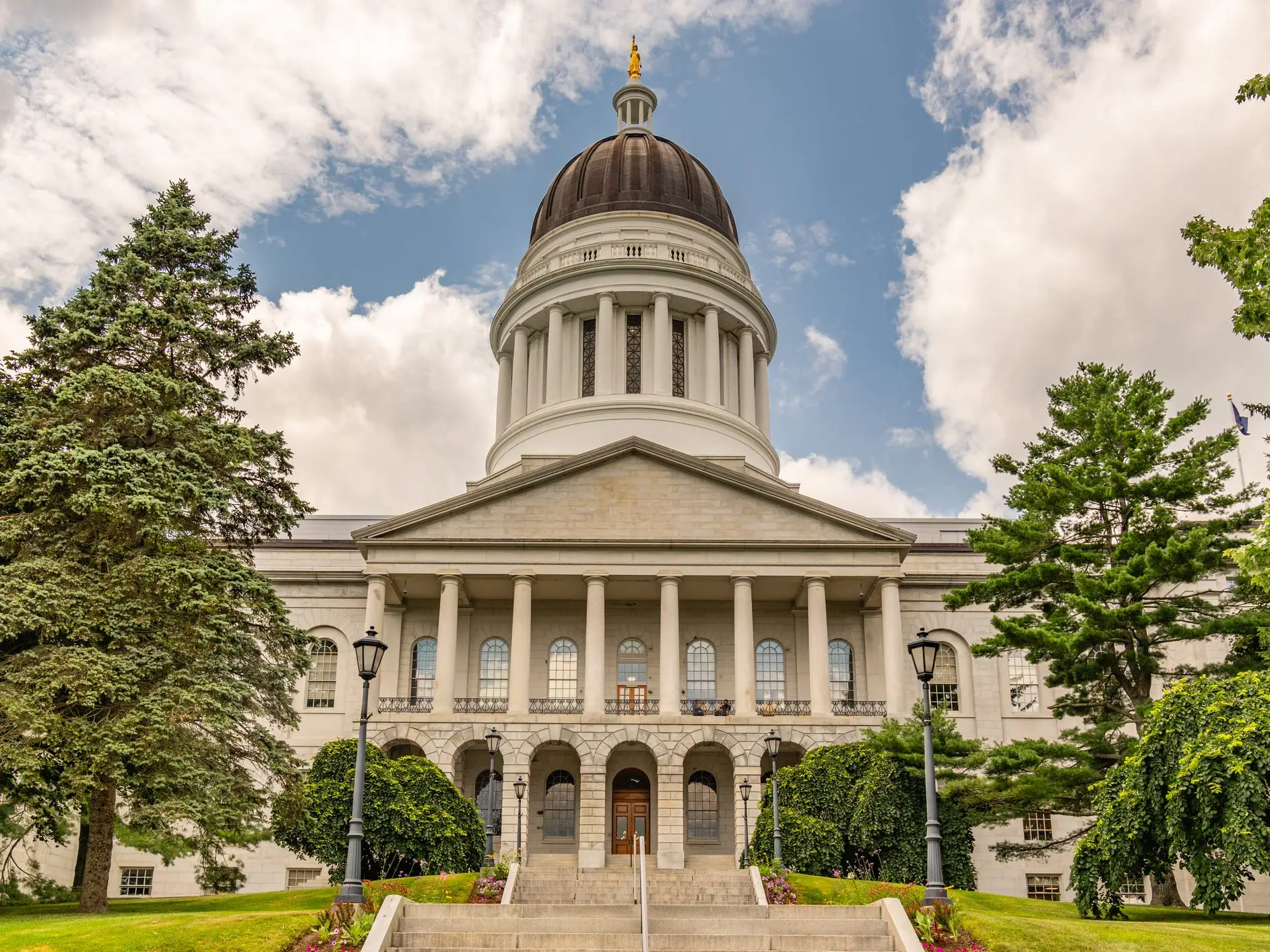 capitol building in Augusta, Maine.