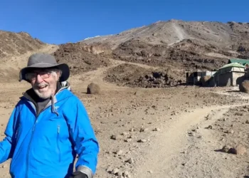 A retired doctor started exercising seriously at 50. At 90, he climbed Kilimanjaro.