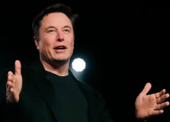 Elon Musk teases a Warren Buffett-style pledge to give his money away
