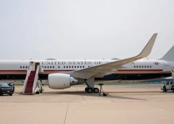 Another presidential plane just got Trump’s signature makeover. Take a look inside the C-32 jet used as Air Force Two.