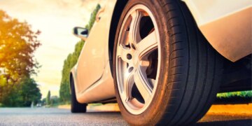 A Chemical From Car Tires May Be Linked to Alzheimer’s, New Study Suggests