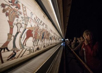 Historic Bayeux Tapestry Returns to U.K. for First Time in Nearly 1,000 Years