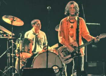 How Beck Turned an Embarrassing Moment Into a 1994 Hit (And Why It Became Embarrassing Again)