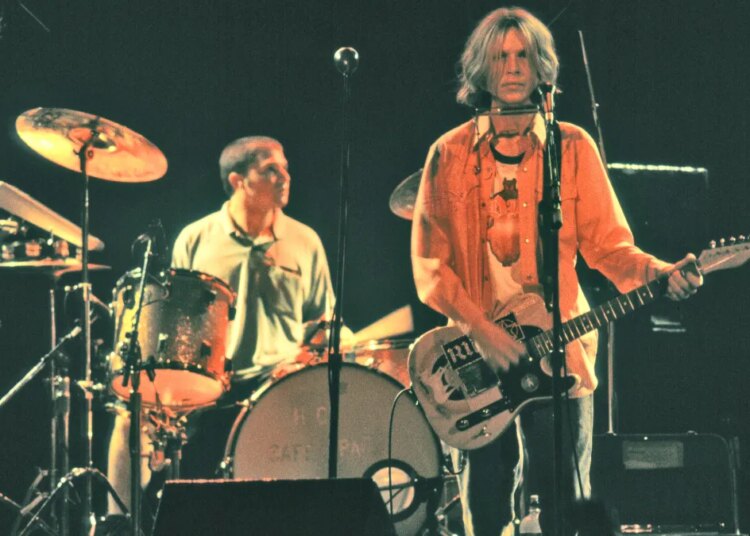 How Beck Turned an Embarrassing Moment Into a 1994 Hit (And Why It Became Embarrassing Again)