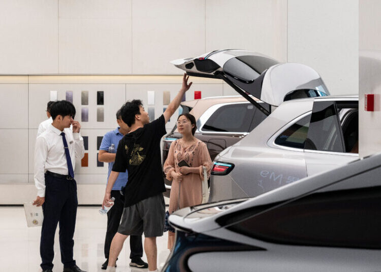 China’s Economy Grows at Slowest Pace in Years