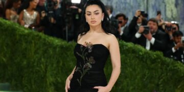 Charli XCX Gets Candid About What Makes Her Feel Like an ‘Outsider’ in Both the Music Industry and Her Family