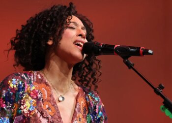 This Hit 2000s Singer-Songwriter Lacked Confidence in Her Vocal Texture Until She Heard Kurt Cobain