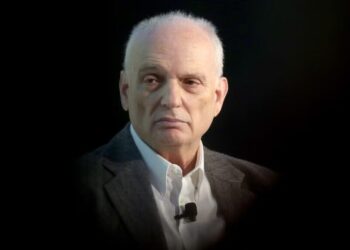David Chase to Write and Direct Film About CIA’s Weaponization of LSD