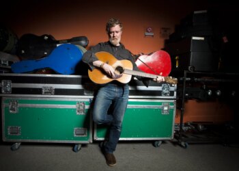 Glen Hansard, Irish Folk Musician and Star of 2007 Musical Movie ‘Once’, Dies in Motorcycle Crash