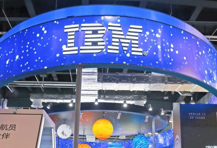 Why IBM just suffered its worst stock crash of all time—and what it says about the market’s two bubbles