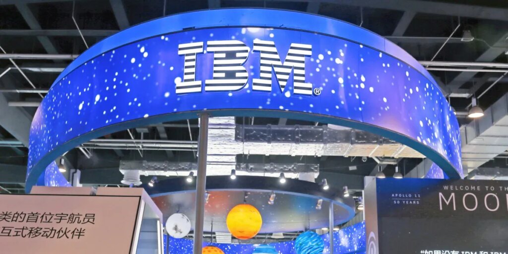 Why IBM just suffered its worst stock crash of all time—and what it says about the market’s two bubbles