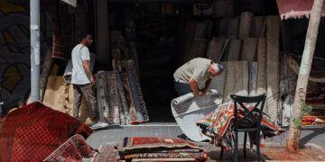 Israel’s Economy Is Thriving. Many Israelis Are Not.