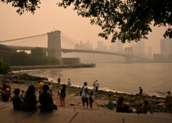 What Cities From Chicago to Washington, DC, Look Like Under a Blanket of Wildfire Smoke