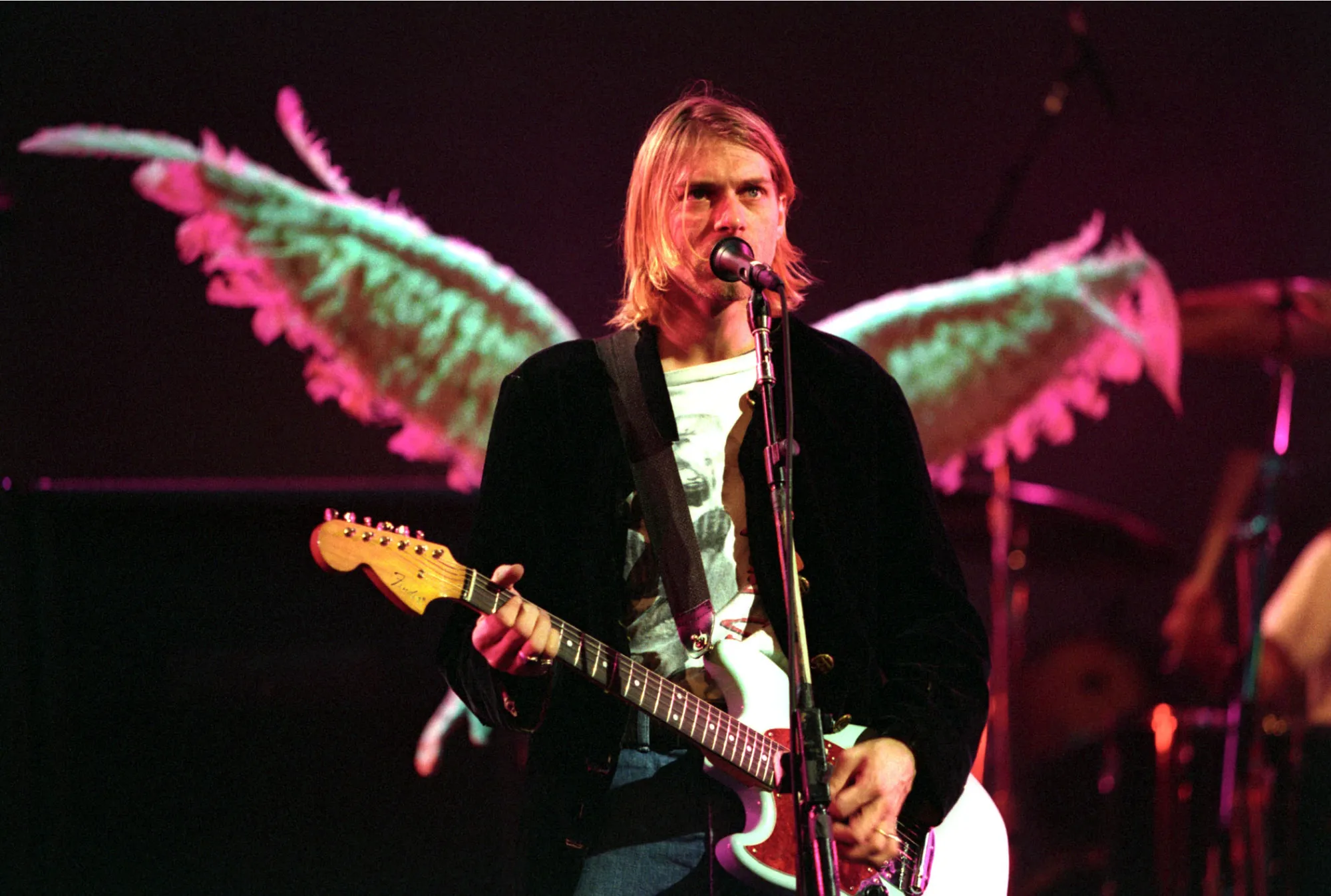 4 Grunge Covers so Transformative, You Won’t Hear the Originals the Same Again