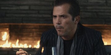 John Leguizamo Based His Washed-Up Movie Star Character in ‘The Menu’ on Steven Seagal: ‘I Hate Him’