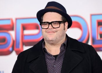 Josh Gad Boards ‘Ocean’s Eleven’ Prequel Alongside Margot Robbie and Bradley Cooper