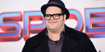 Josh Gad Boards ‘Ocean’s Eleven’ Prequel Alongside Margot Robbie and Bradley Cooper