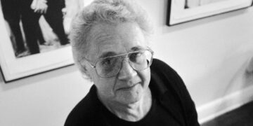 Pat Oliphant, prizewinning giant of political cartooning, dies at 90