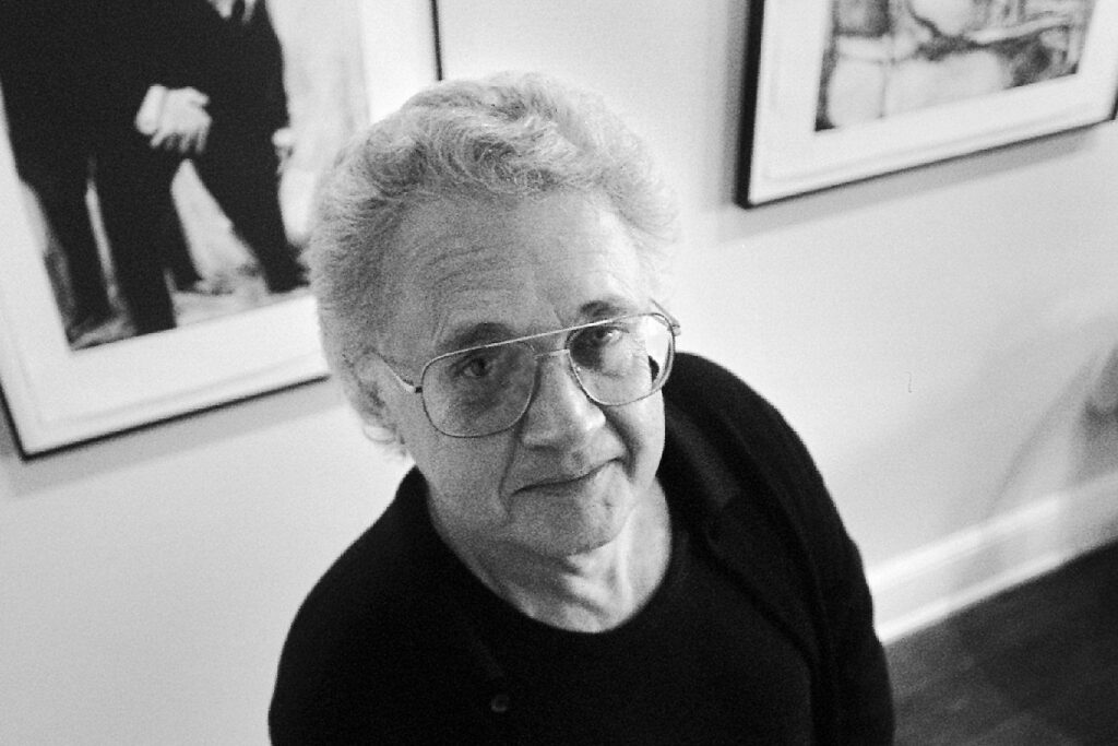 Pat Oliphant, prizewinning giant of political cartooning, dies at 90