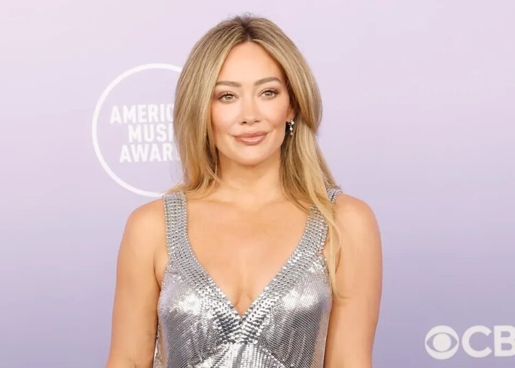 Massive Fight Breaks Out at a Place You Would Least Suspect: A Hilary Duff Concert