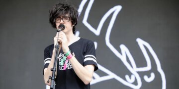 3 No-Skip Indie Rock Albums Celebrating Their 15th Anniversaries This Year