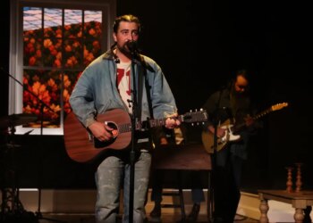 Paws Tied About Your Pittsburgh Plans? Noah Kahan Extends Invitations to Fans Who Might Be Visiting the City for a Different Reason