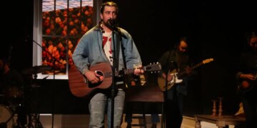 Paws Tied About Your Pittsburgh Plans? Noah Kahan Extends Invitations to Fans Who Might Be Visiting the City for a Different Reason