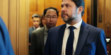 What Democrats must do to win back Hispanic voters